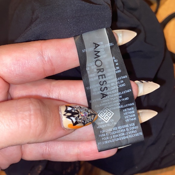 NWT - AMORESSA SWIMWEAR BY MIRACLESUIT LUNAR ECLIPSE ONE PIECE SWIMSUIT - SIZE 8 - Picture 14 of 16